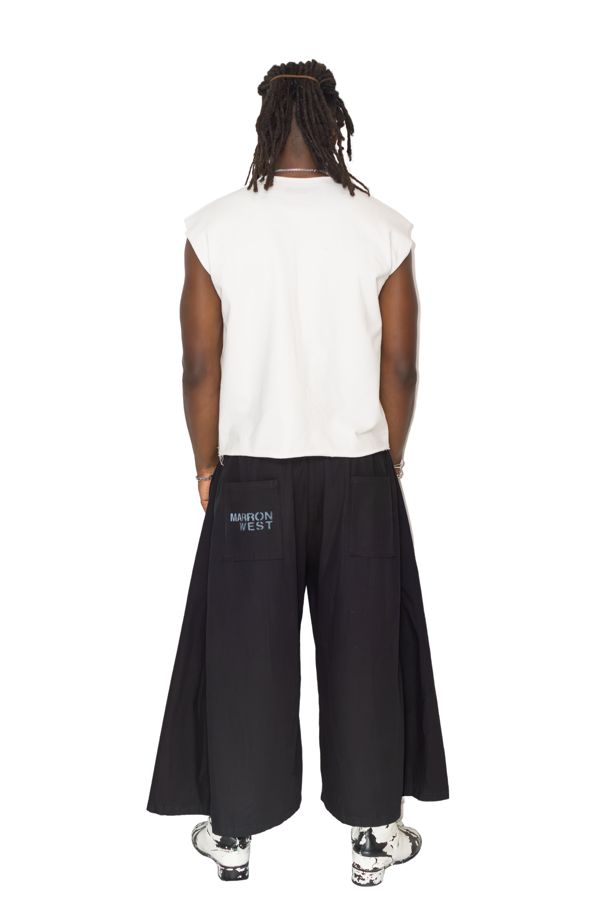 MW LOGO MUSCLE TEE - CHALK